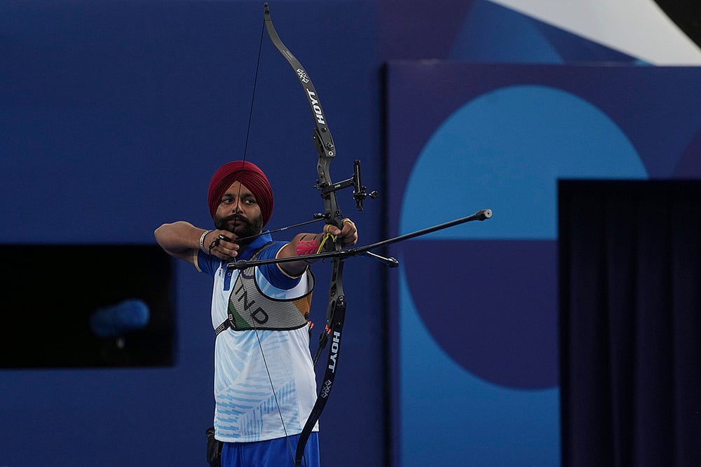 2024 Paralympic Games Archery: Harvinder Singh competes in the men's Individual Recurve Open - | Photo: AP/Thibault Camus